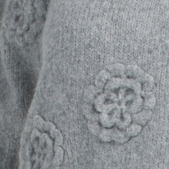 LA BIZ Puff Quarter Sleeve Pull Over Sweater - Picture 2 of 3